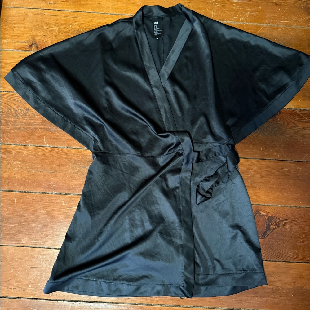 H&M Midnight Black Satin Wrap NWOT